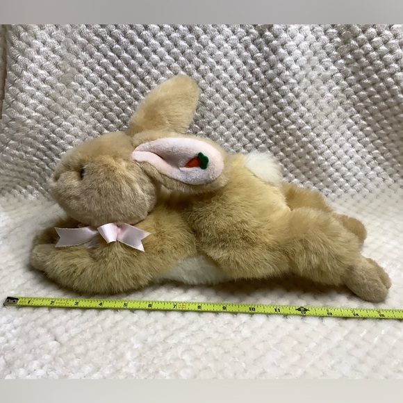 WAL-MART Plush Light Tan Laying Down Bunny Rabbit Stuffed Animal w Carrot on Ear - Picture 14 of 14